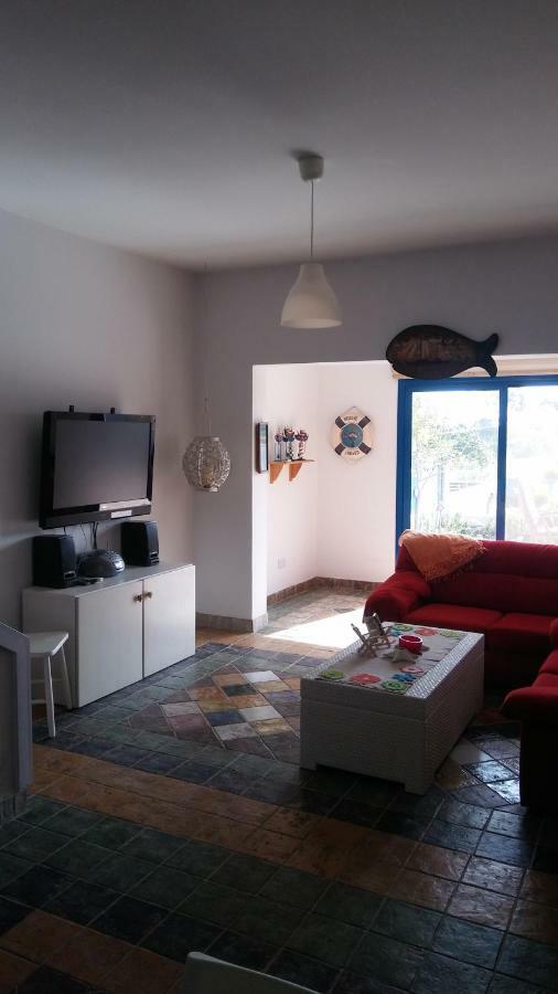 Il Mare Villa Larnaca Bagian luar foto